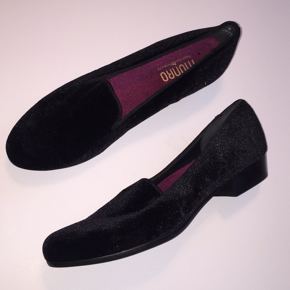 NEW Munro velvet blck flats NARROW
